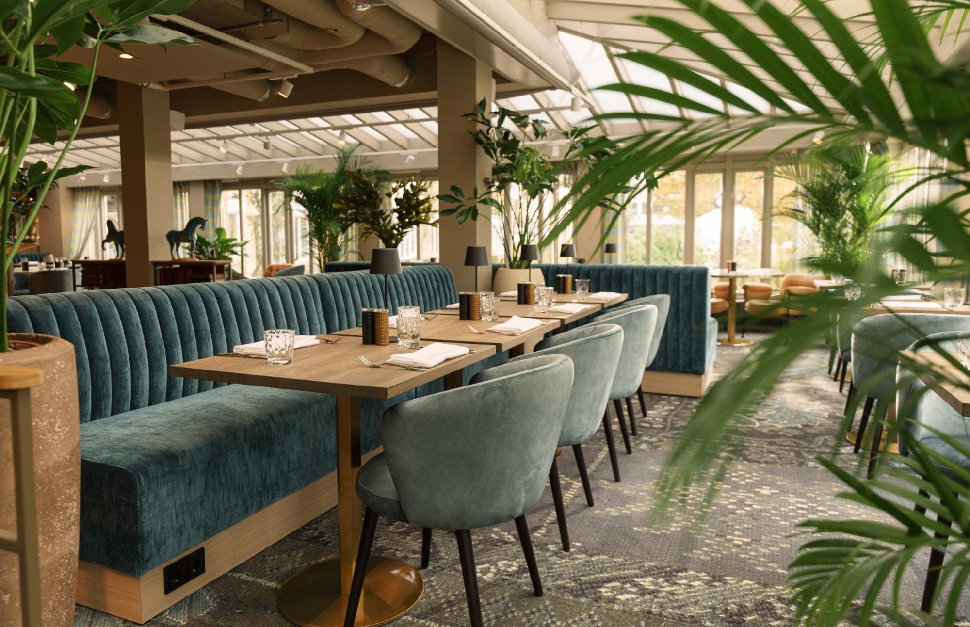Carlton Oasis Hotel Spijkenisse Bagian luar foto