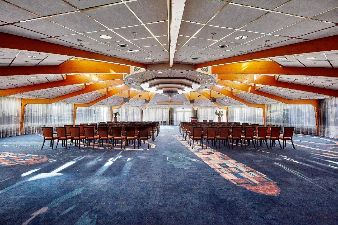 Carlton Oasis Hotel Spijkenisse Bagian luar foto